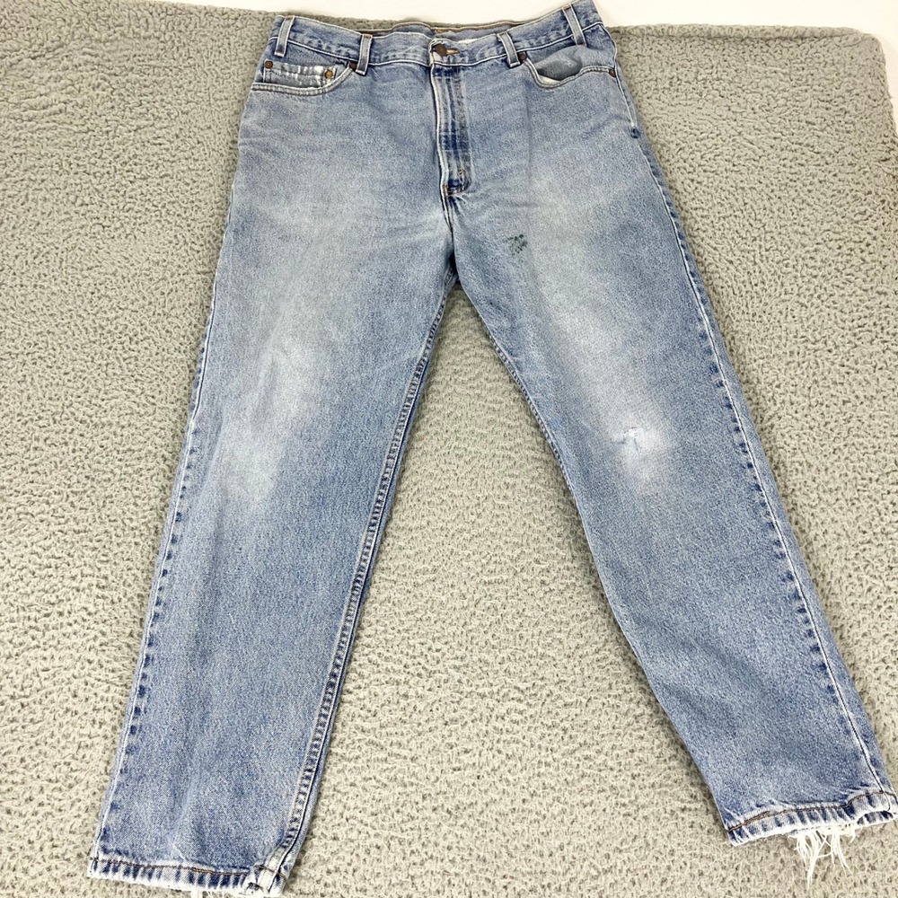 Vintage Levis Jeans Mens 38x30 Blue 540 Relaxed Fit Light Denim Distressed USA